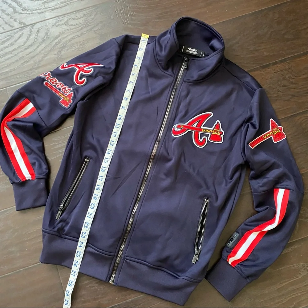 🎉 Host Pick 🎉 Atlanta Braves Pro Luxury 2-Piece Jacket & Joggers Tracksuit - Picture 8 of 16